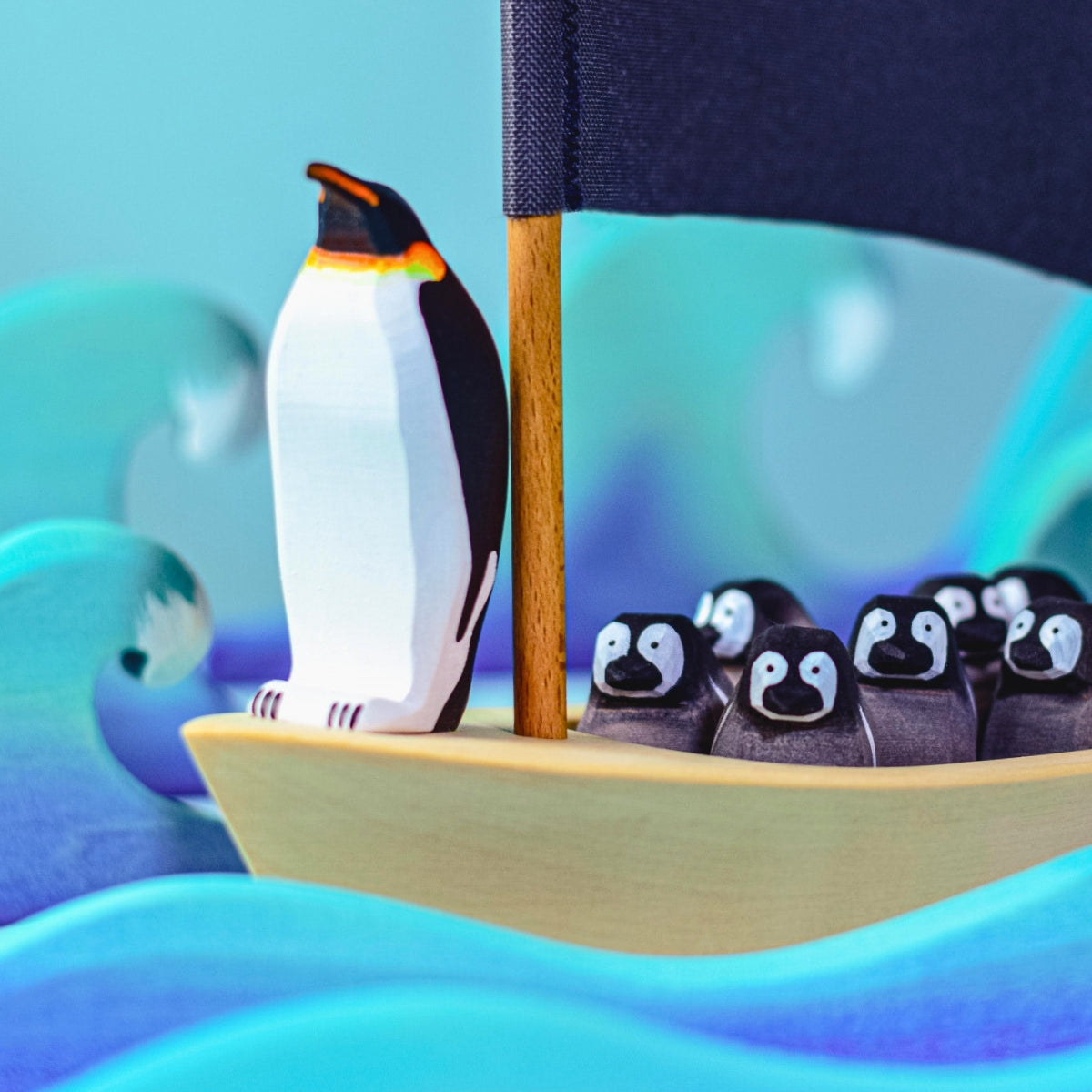 Wooden Bird - Emperor Penguin Male
